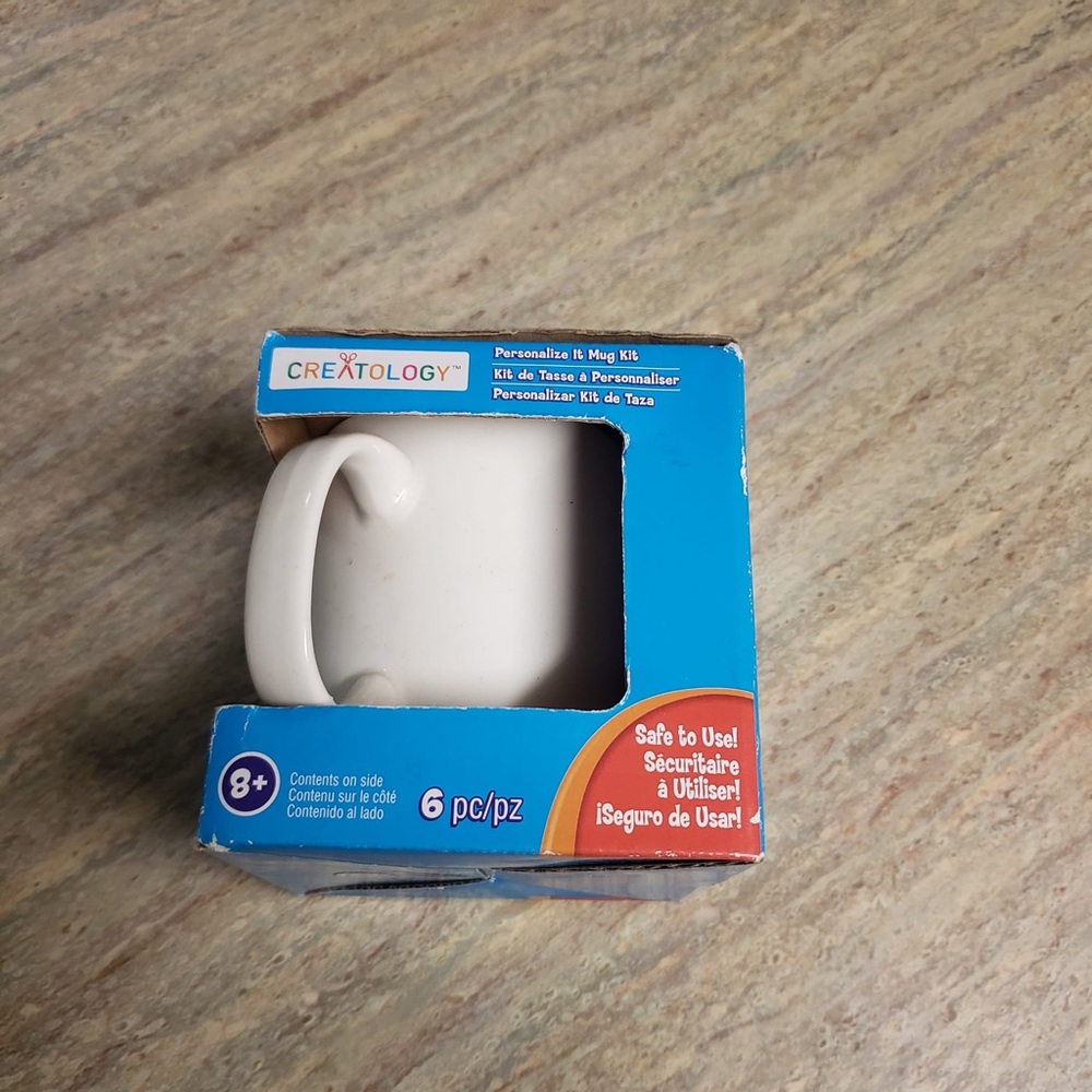 NIB Creatology personalize it kit